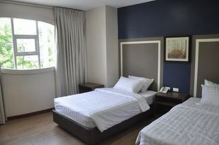 S Hotel And Residences
