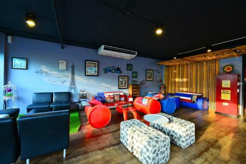 Hotel The Wide Suites
