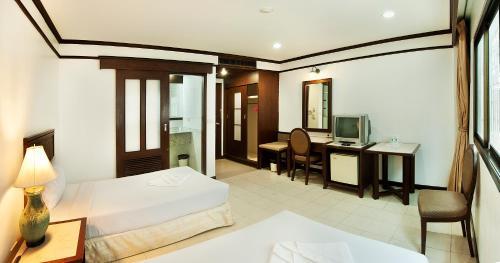 Hotel Rattana Mansion