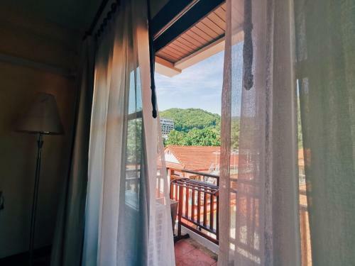 Hotel Enjoy's Beach House Karon