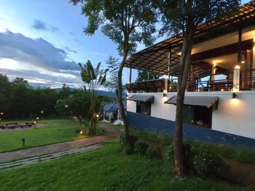Posada Diamond Village Pai