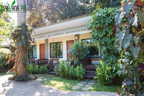 Hotel The Sylvana Pai