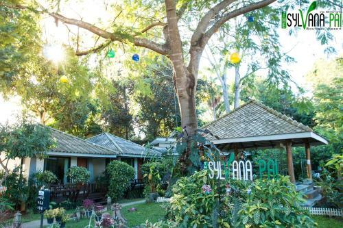 Hotel The Sylvana Pai