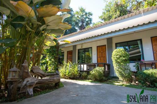 Hotel The Sylvana Pai