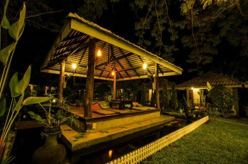 Hotel The Sylvana Pai