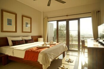 Yoma Hotel, Pai