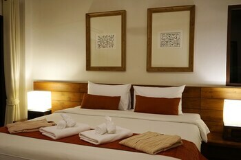 Yoma Hotel, Pai