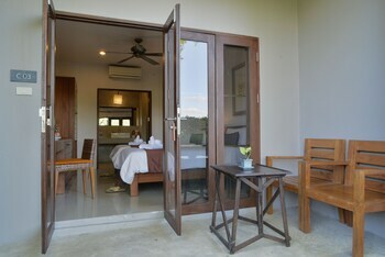 Yoma Hotel, Pai