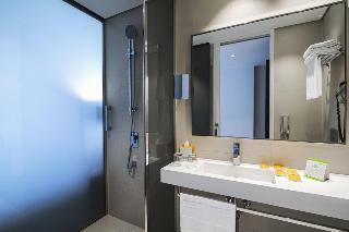 Hotel Centro Salama Jeddah By Rotana