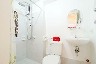 Hotel Zen Rooms Basic Dian St. Makati