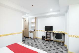 Oyo 138 White Palace Hotel