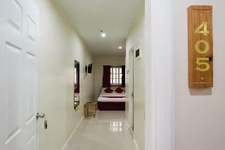 Oyo 240 Country Artist Hotel