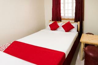 Oyo 240 Country Artist Hotel