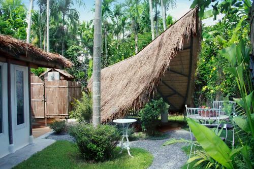 Hotel Pai Island Resort