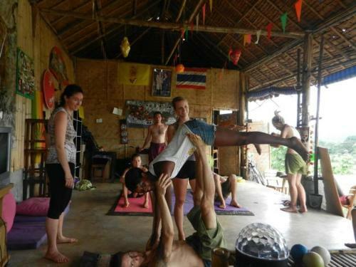 Hostal Pai Circus School And Resort