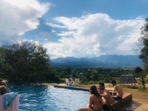 Hostal Pai Circus School And Resort