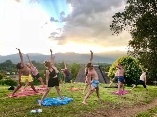Hostal Pai Circus School And Resort