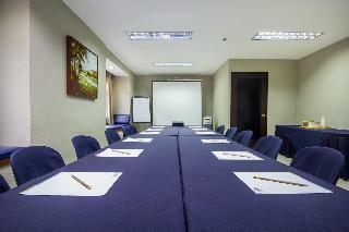 Hotel Microtel By Wyndham Eagle Ridge