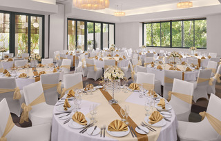 Hotel Avani Seychelles Barbarons Resort & Spa