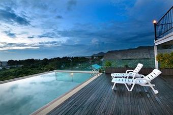 Hotel The Avenue Samui