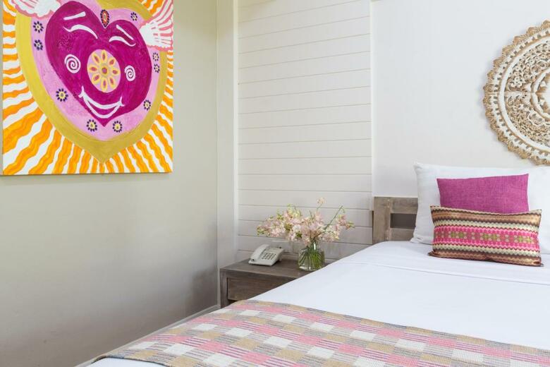 Hotel Ark Bar Beach Resort