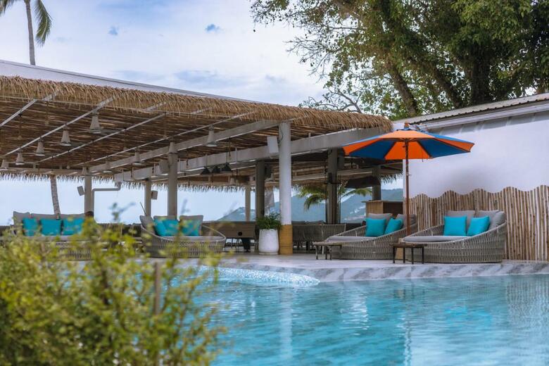 Hotel Ark Bar Beach Resort