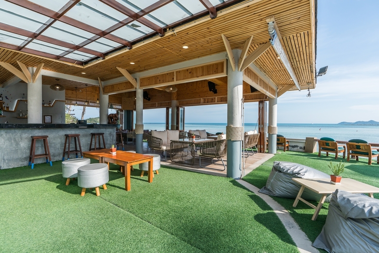 Hotel Chaba Cabana Beach Resort & Spa