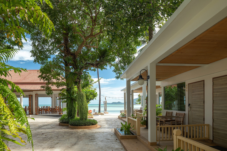 Hotel Chaba Cabana Beach Resort & Spa
