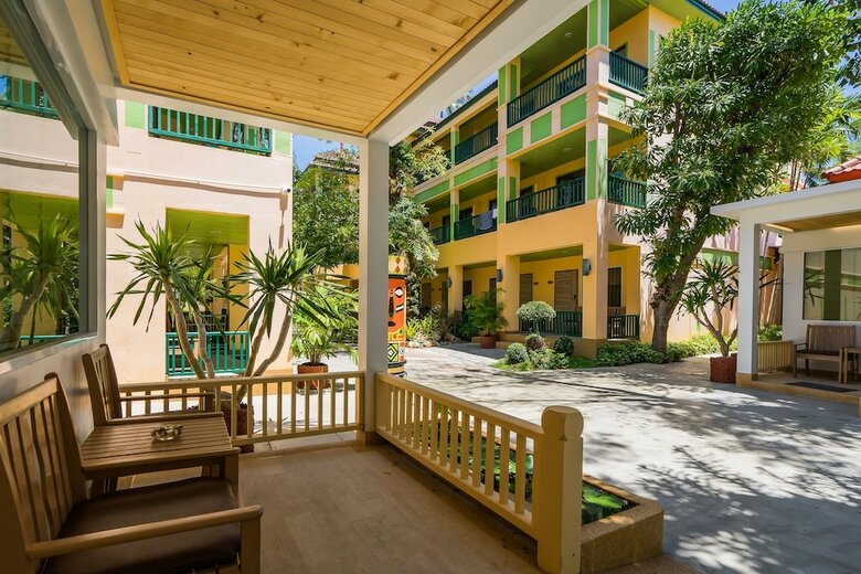 Hotel Chaba Cabana Beach Resort & Spa