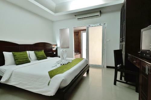 Samui First House Hotel