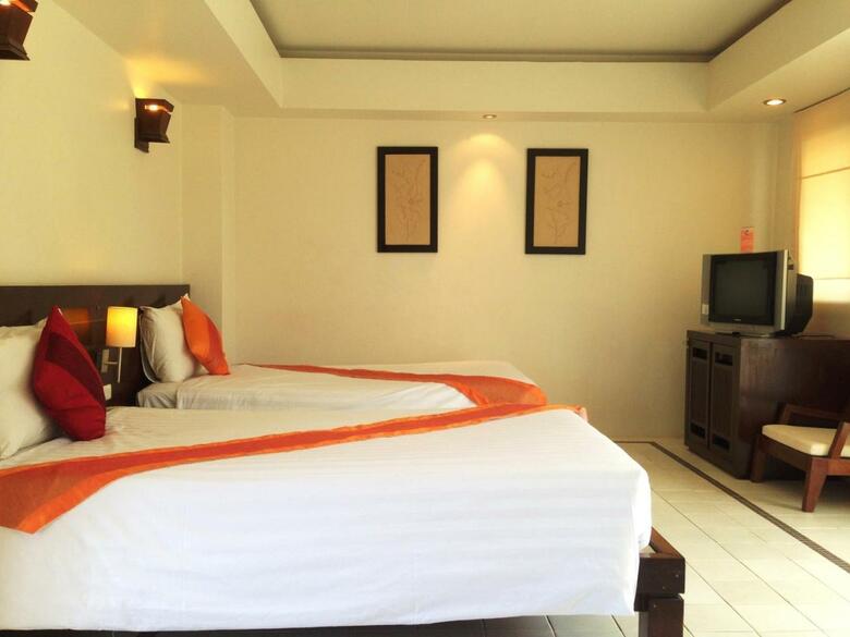 Hotel Evergreen Resort