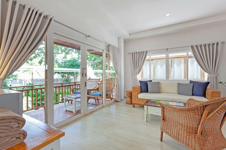 Hotel Malibu Beach Resort
