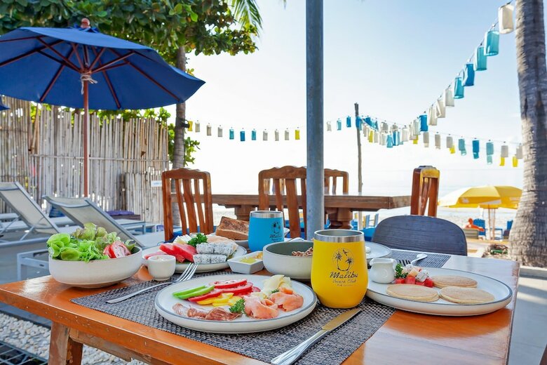Hotel Malibu Beach Resort