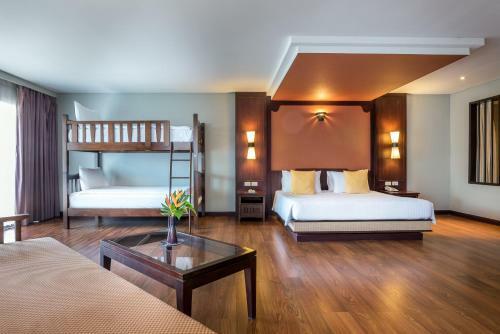 Hotel Kandaburi Resort And Spa