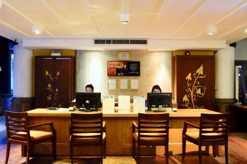 Hotel Kandaburi Resort And Spa