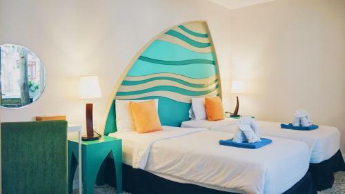 Hotel Tango Beach Resort