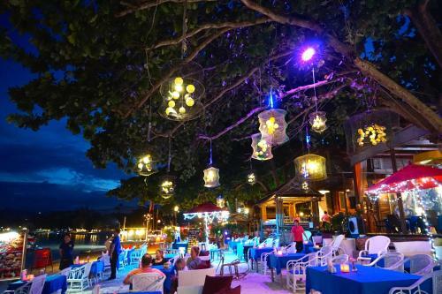 Hotel Tango Beach Resort