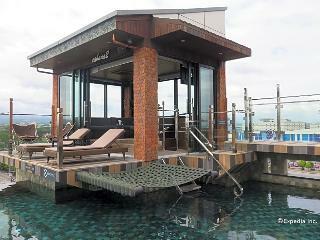 Abc Hotel