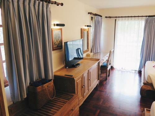 Chaweng Blue Lagoon Hotel
