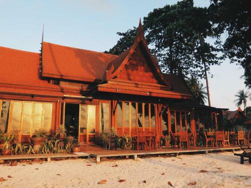 Chaweng Blue Lagoon Hotel