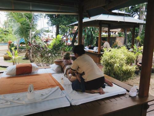 Chaweng Blue Lagoon Hotel