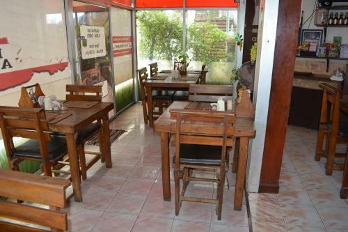 Hostal Tams Guesthouse