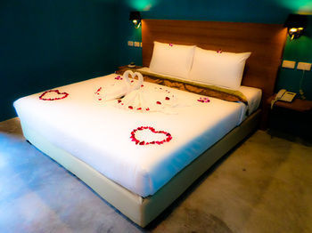 Behind The Scene Hotel Club @ Samui