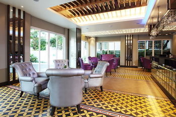 Hotel Chillax Resort