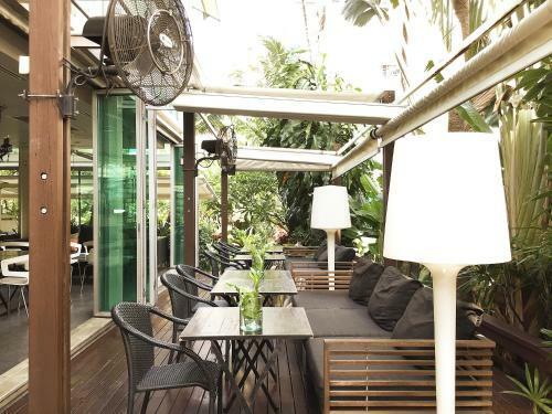 Refillnow! Hostel