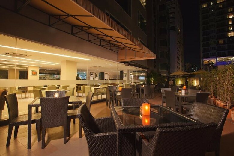 Hotel Golden Tulip Mandison Suites