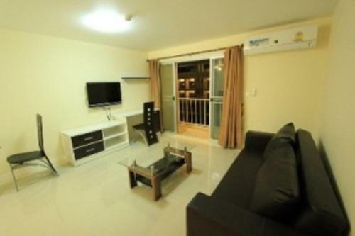 Grow Apartment