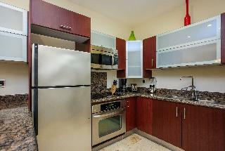 Apartamentos El Faro Residences