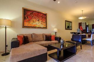 Apartamentos El Faro Residences