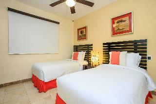 Apartamentos El Faro Residences